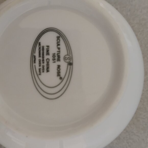 Fine China of Japan Sculpture Rose Pattern  and Creamer Set, Vintage - Picture 5 of 5